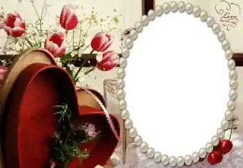 Nápis na rámečku: Love